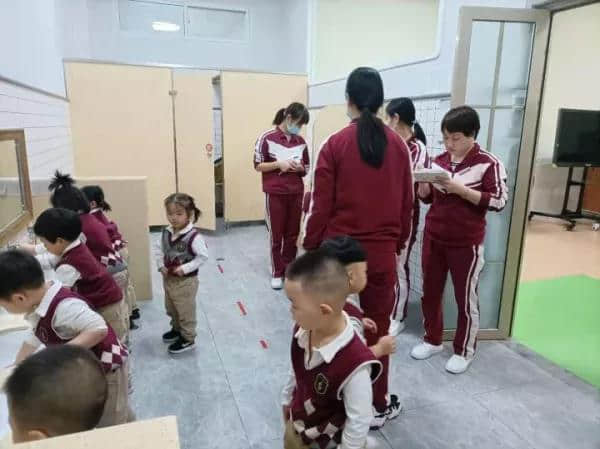 少年若天成 习惯成自然--幼儿园一日生活常规评比活动