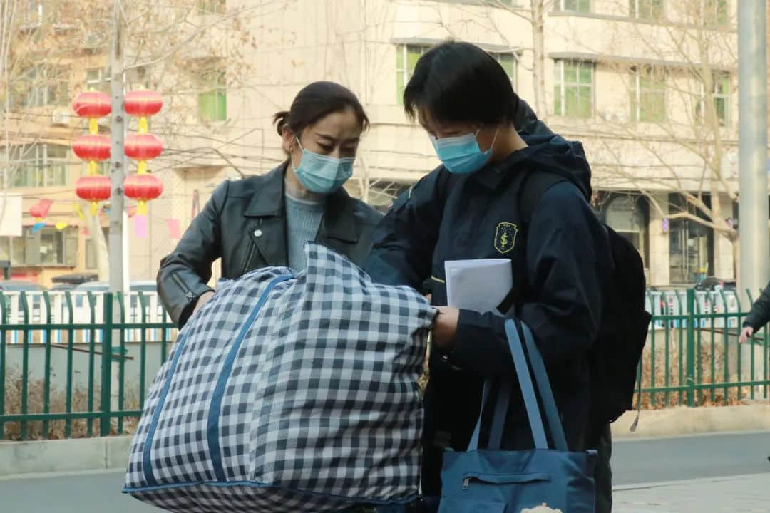 开学日|春暖花开,少年归来