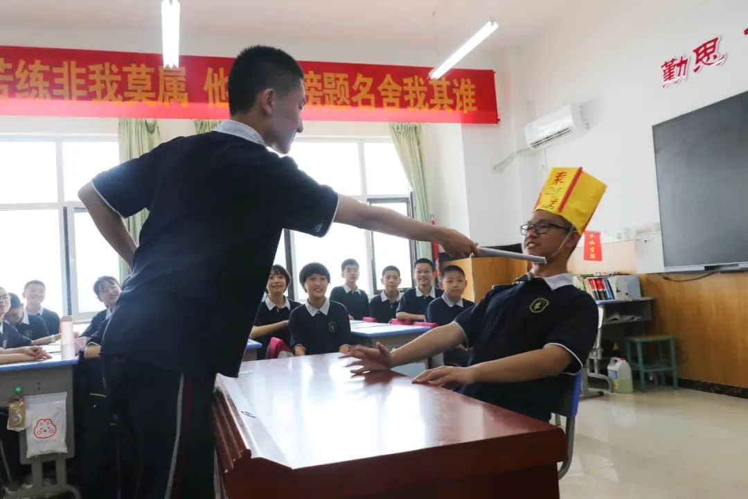 弘扬国学 传承经典丨初二年级特色语文课