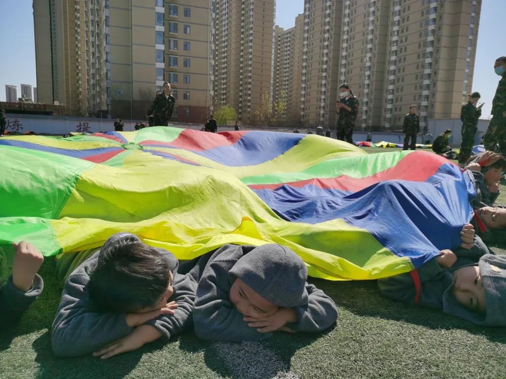 【五育并举】践行“双减” 体育“优加”——一年级“海陆空”运动会欢乐举行