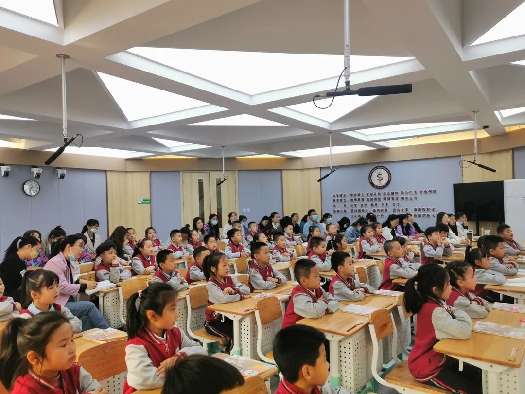【教研风采】异彩纷呈显匠心 教学研讨促成长——“同课异构”项目式纪实
