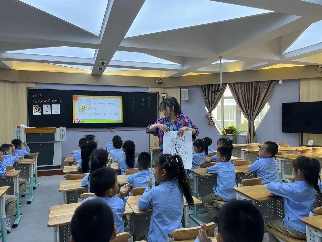 【教研风采】异彩纷呈显匠心 教学研讨促成长——“同课异构”项目式纪实