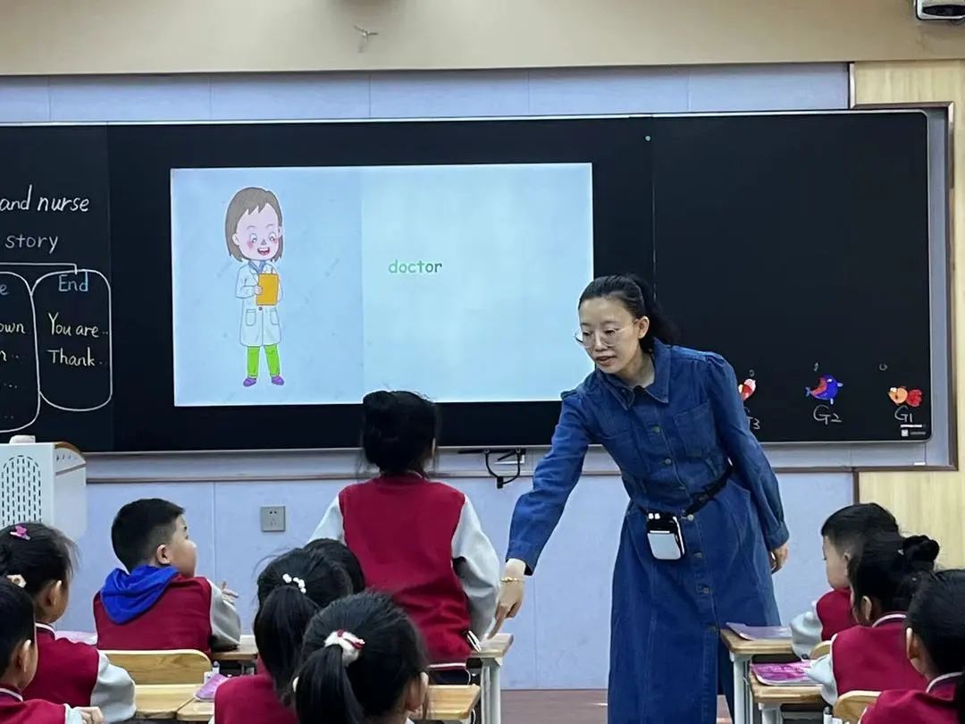 【教研风采】异彩纷呈显匠心 教学研讨促成长——“同课异构”项目式纪实