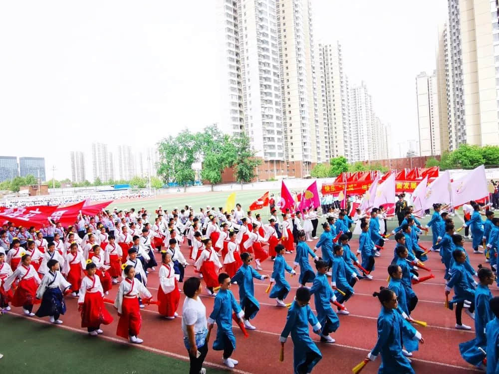 【五育并举】共燃体育梦，一起向未来——私立一中附属小学体育节