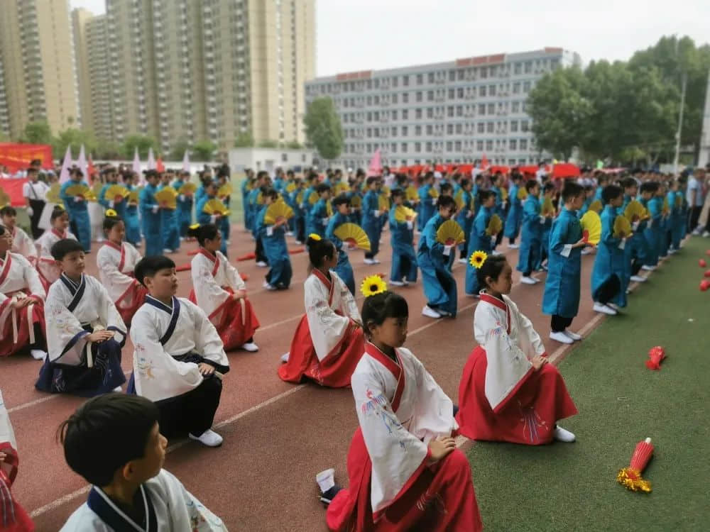 【五育并举】共燃体育梦，一起向未来——私立一中附属小学体育节