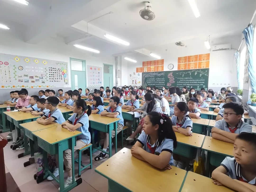 【教学节·翻转课堂】“智慧花开 悦动课堂”第一届教学节——大语文校本主题教研