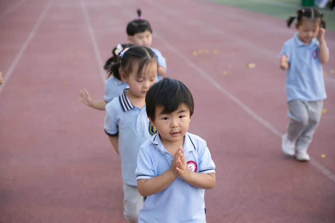 童心向党庆六一 家校共育过端午--私立一中附属幼儿园云端儿童节活动