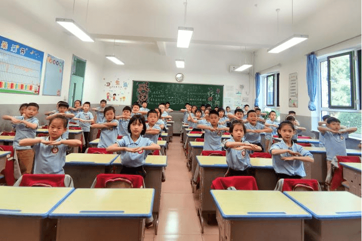 【附小·拾光记】星辰点点·聚会成光——石家庄私立第一中学附属小学2021--2022年第二学期大事记