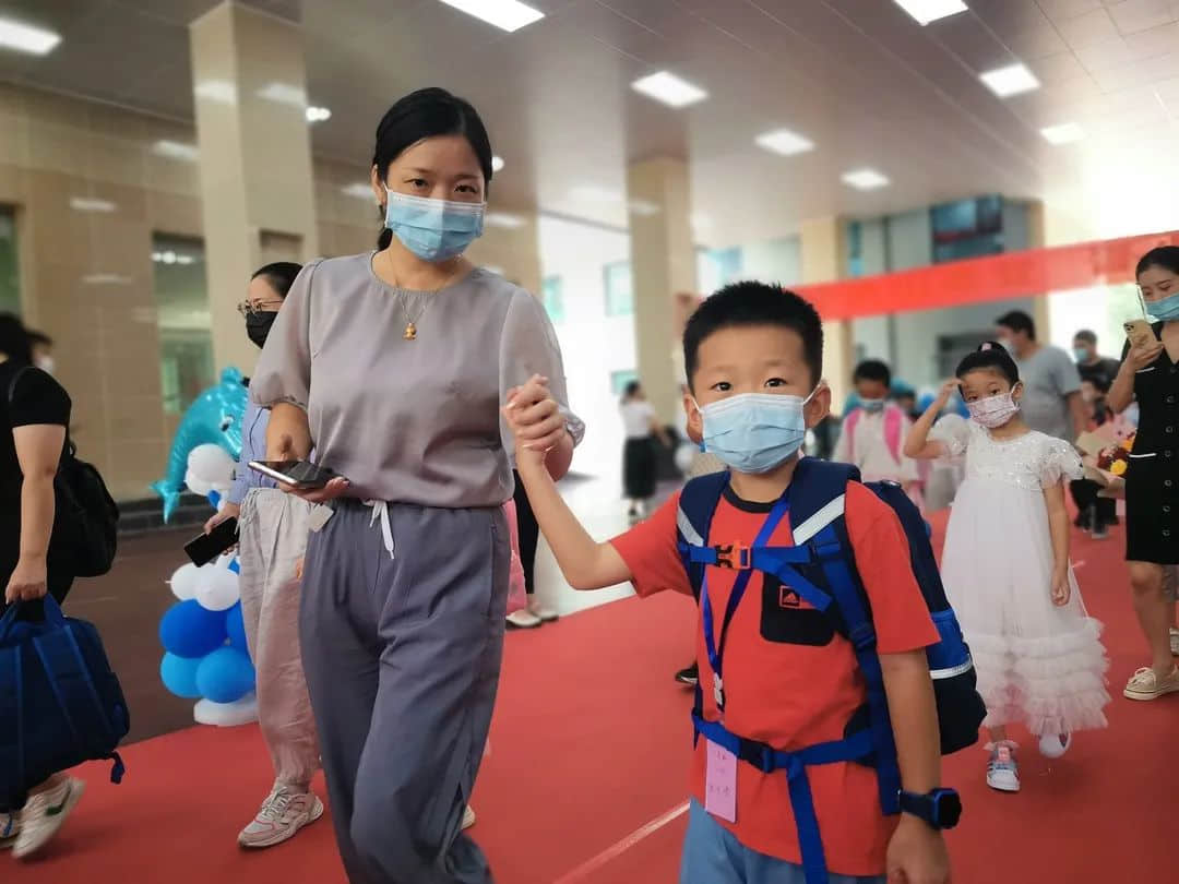 【立之爱•入学盛典】“少年自有征途，共赴星辰大海”——2022级一年级新生迎新仪式
