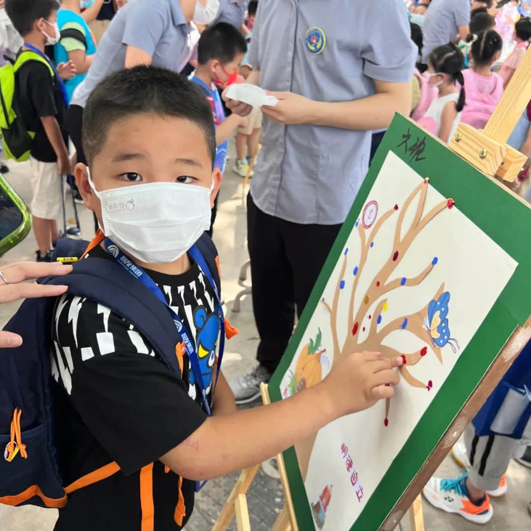 【立之爱•入学盛典】“少年自有征途，共赴星辰大海”——2022级一年级新生迎新仪式