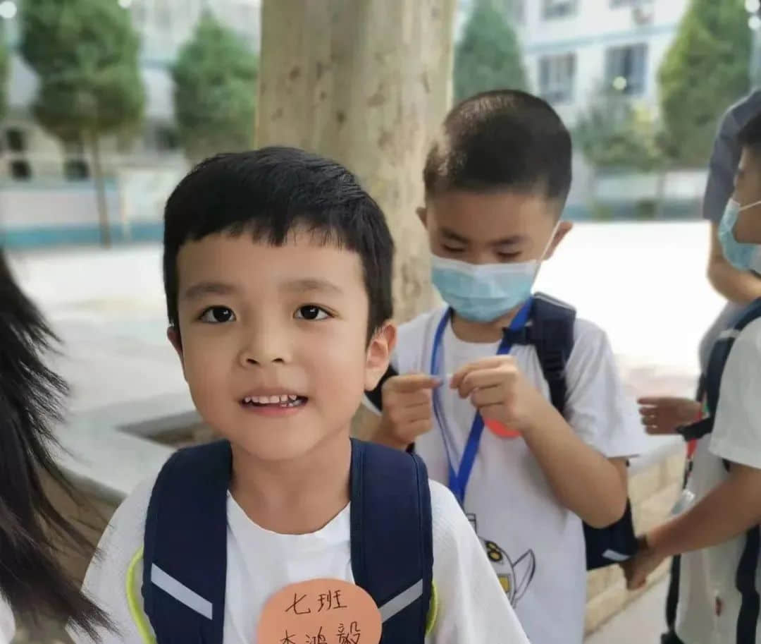 【立之爱•入学盛典】“少年自有征途，共赴星辰大海”——2022级一年级新生迎新仪式