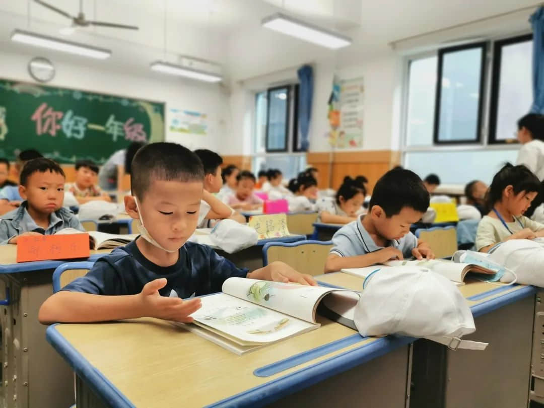 【立之爱•成长实录】培养好习惯，成就好未来——石家庄私立一中小学一年级立娃风采