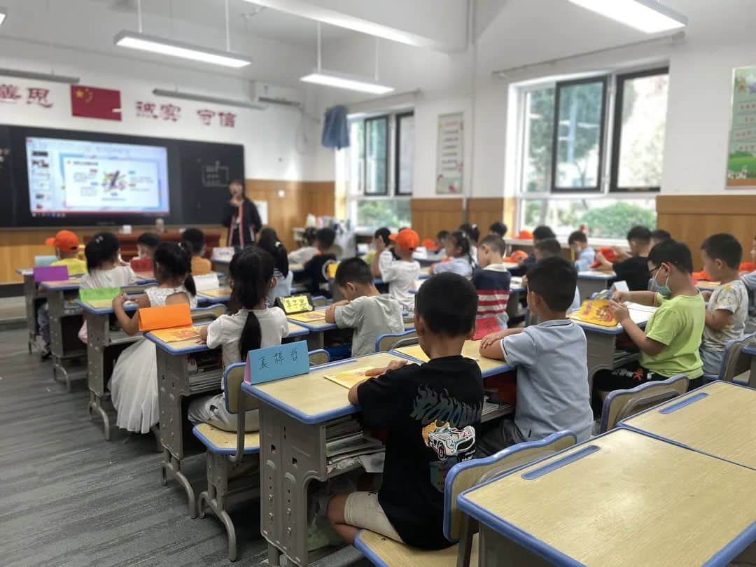 【立之爱•成长实录】培养好习惯，成就好未来——石家庄私立一中小学一年级立娃风采