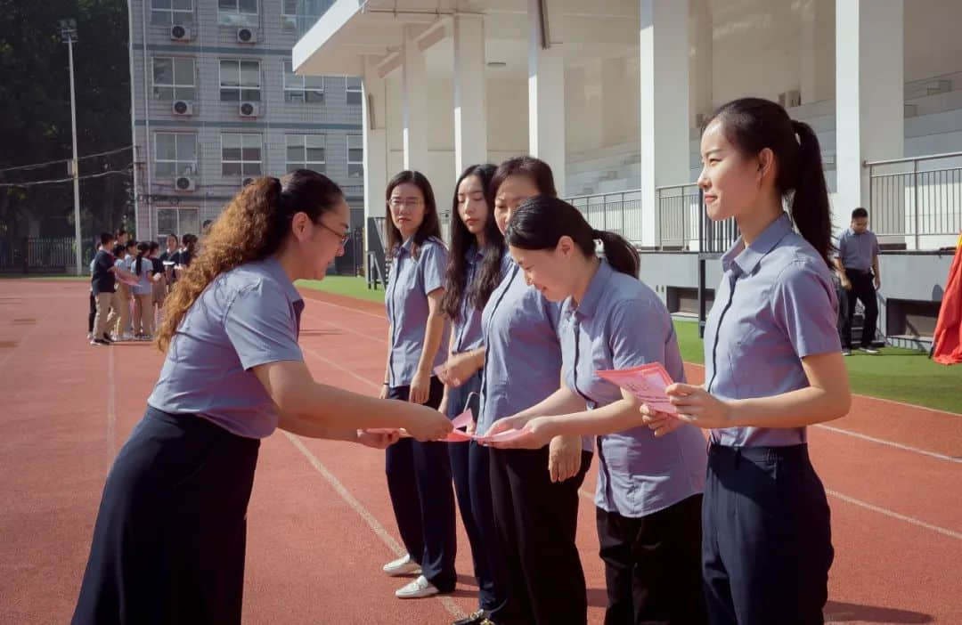 【立之育•开学盛典】喜迎二十大，青春正当时--石家庄私立一中附属小学开学典礼
