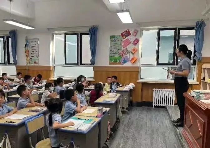 【立之育•童心思政】“丹青绘光华　妙笔生风采 ”——私立一中附属小学美术社团课程精彩展示