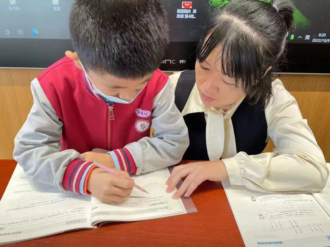 【立之慧•校本课程】“玩转数学新课堂 创新思维共成长”——第一届课程节展示（一）