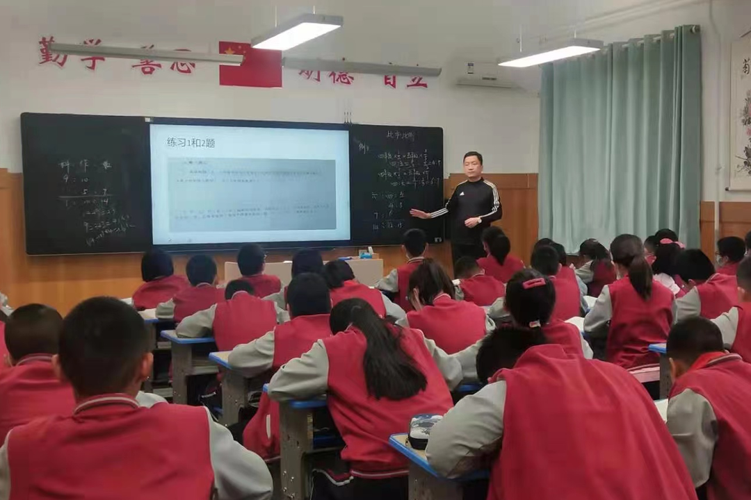 【立之慧•校本课程】“玩转数学新课堂 创新思维共成长”——第一届课程节展示（一）