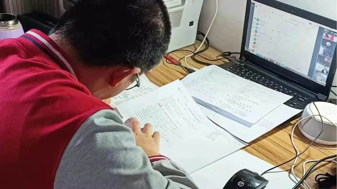 追梦逐光 永不停歇 我们依旧全力奔跑丨私立一中精耕细作打造云端高效课堂