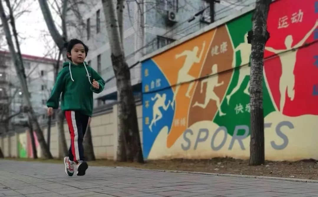 【立小•寒假实践】专注运动成长 春节一起动起来｜低年级体育活动剪影