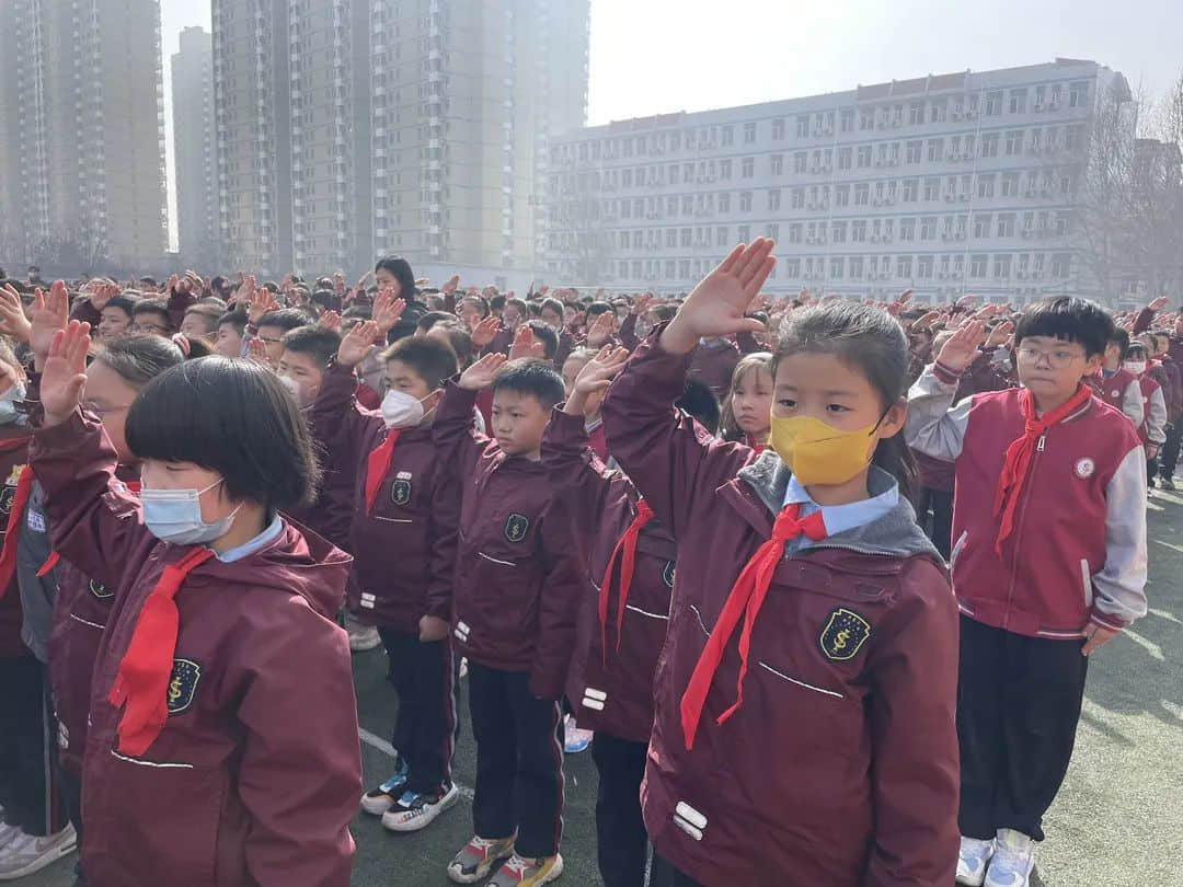 【立小•国旗下的思政课】三月春风暖人心 雷锋精神伴我行 | 石家庄私立一中附属小学升旗仪式