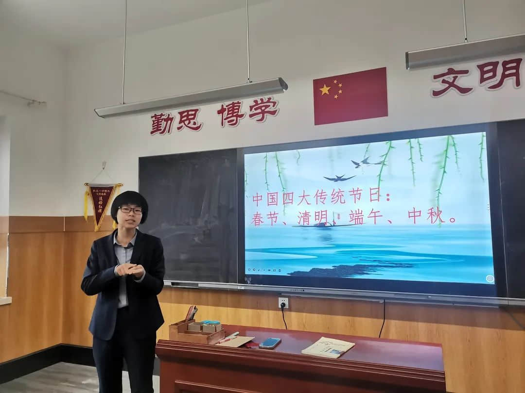 【立小•聚焦教学】“清”风徐来 春和景“明”｜语文学科清明节主题教学实践