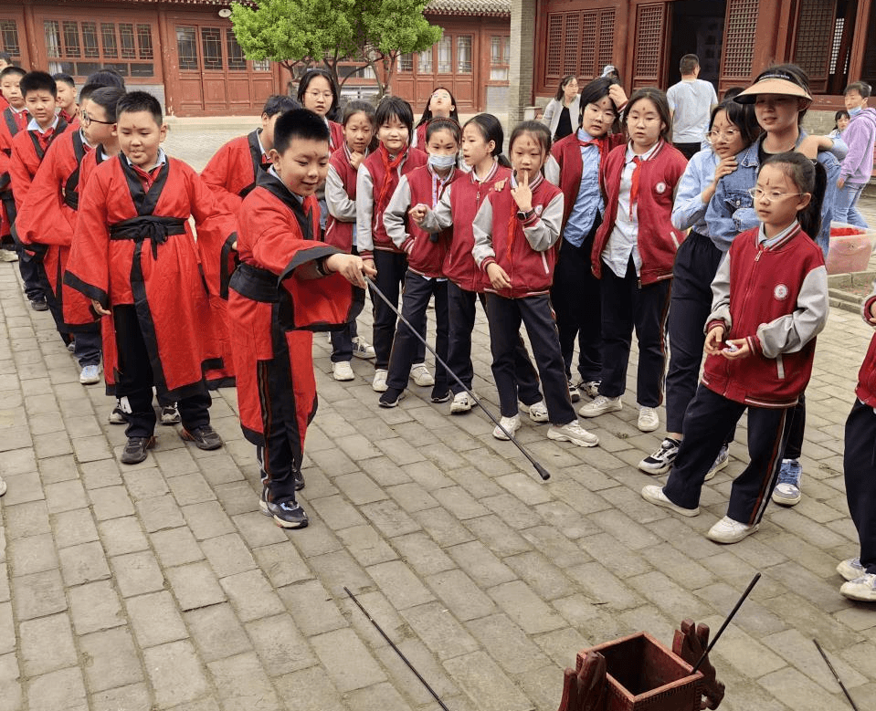 【立小•成长四礼】启立娃成长之礼 让生命幸福发光｜私立一中附属小学中年级成长礼