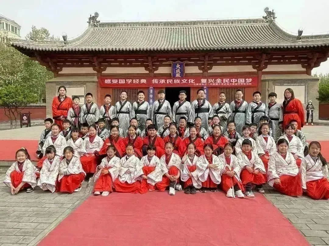 【立小•成长四礼】启立娃成长之礼 让生命幸福发光｜私立一中附属小学中年级成长礼