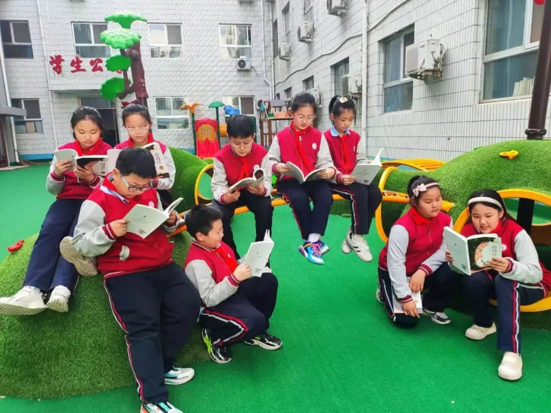 【立小•阅读嘉年华】遇初春之美 享阅读时光｜立娃户外阅读活动
