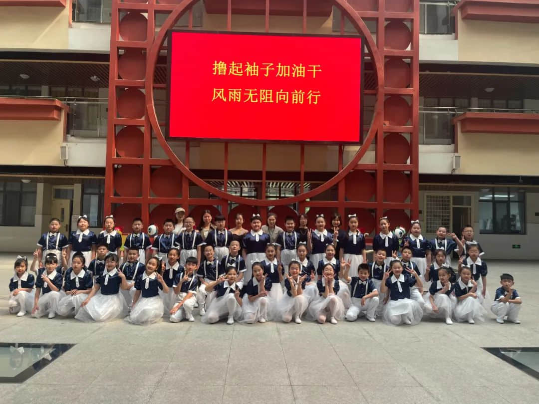 【立小•五立德育】接天莲叶无穷碧 映日荷花别样红｜高新区第八届校园艺术节