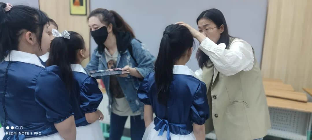 【立小•五立德育】接天莲叶无穷碧 映日荷花别样红｜高新区第八届校园艺术节