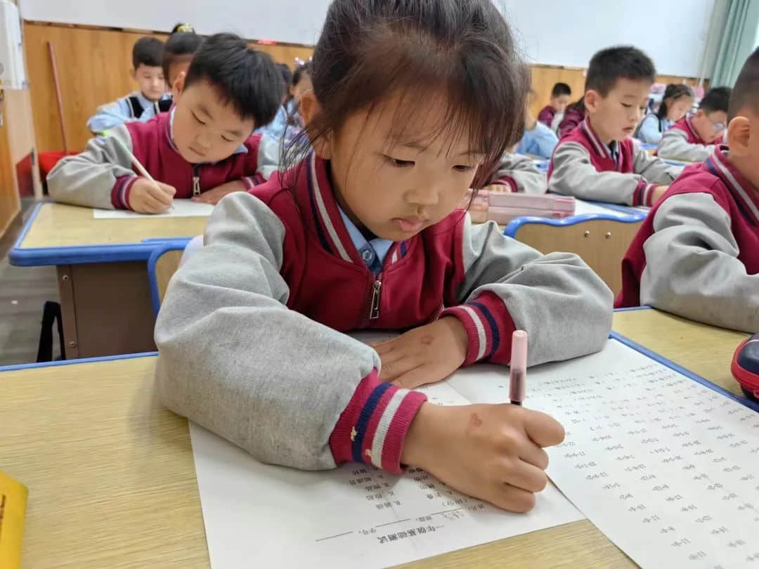 【立小•聚焦教学】以赛促提升 用心培素养｜石家庄私立一中附属小学学科素养大比拼