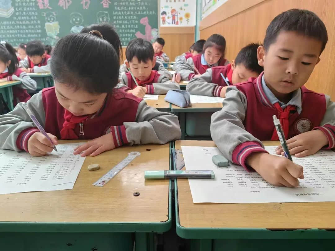 【立小•聚焦教学】以赛促提升 用心培素养｜石家庄私立一中附属小学学科素养大比拼