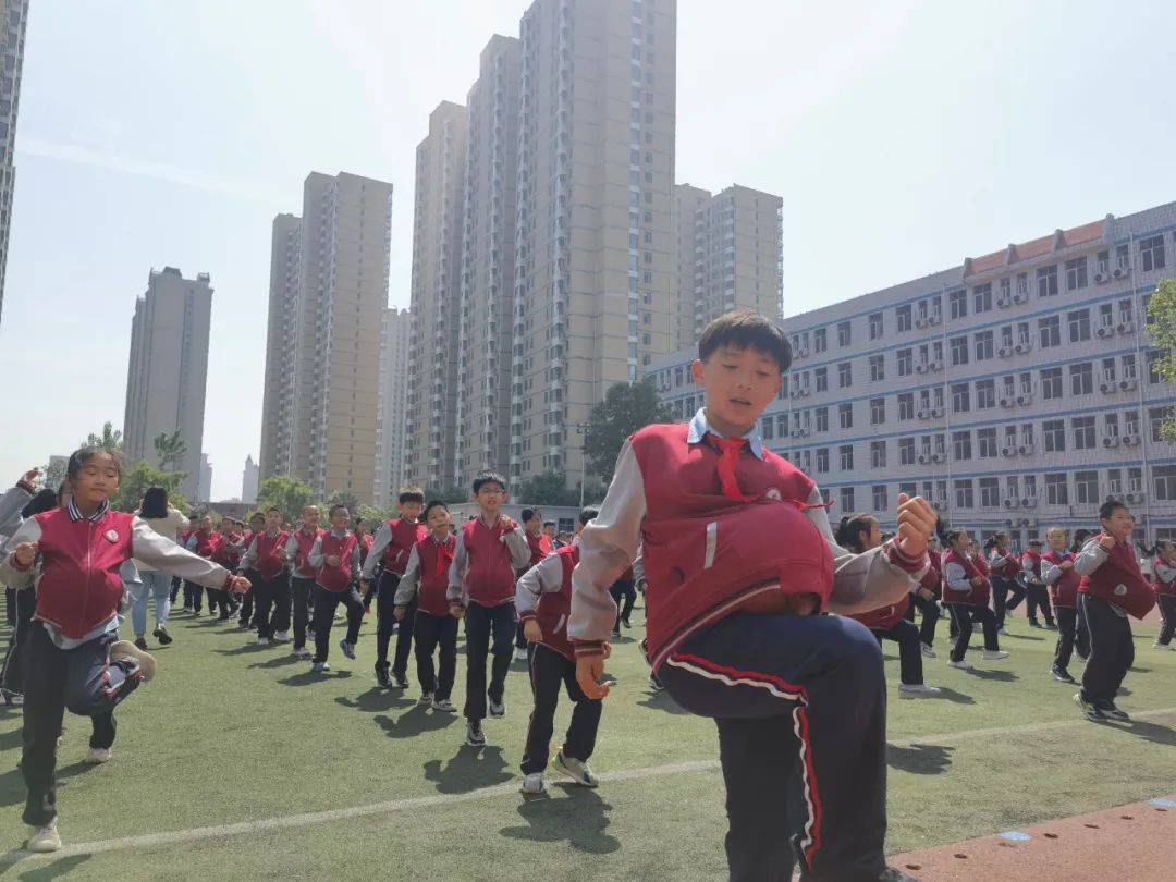 【立小•五立德育】为爱留住时光 立娃不负母爱 | 五月母亲节主题实践活动
