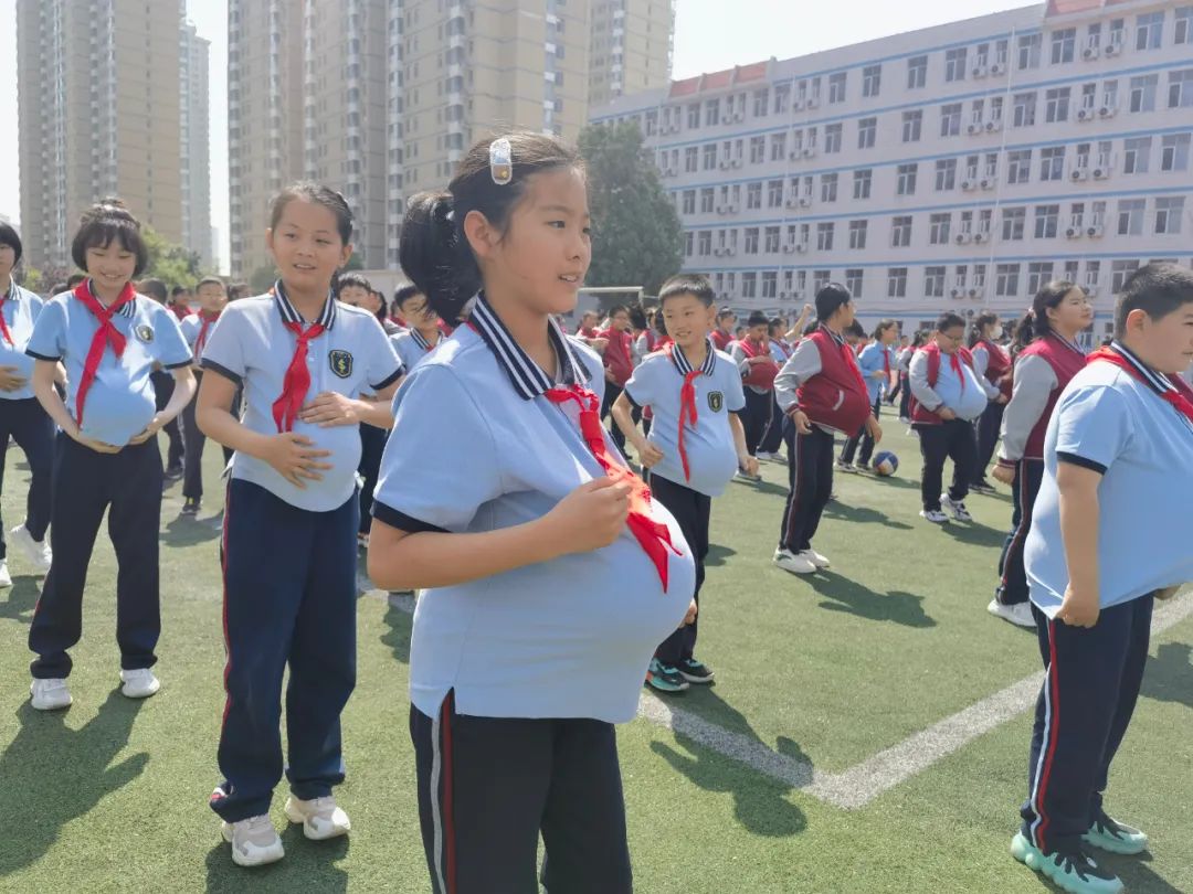 【立小•五立德育】为爱留住时光 立娃不负母爱 | 五月母亲节主题实践活动