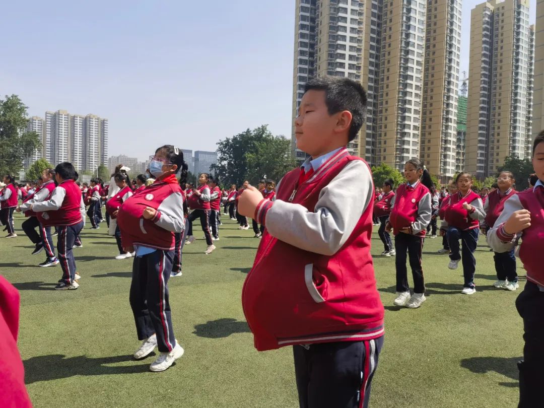 【立小•五立德育】为爱留住时光 立娃不负母爱 | 五月母亲节主题实践活动