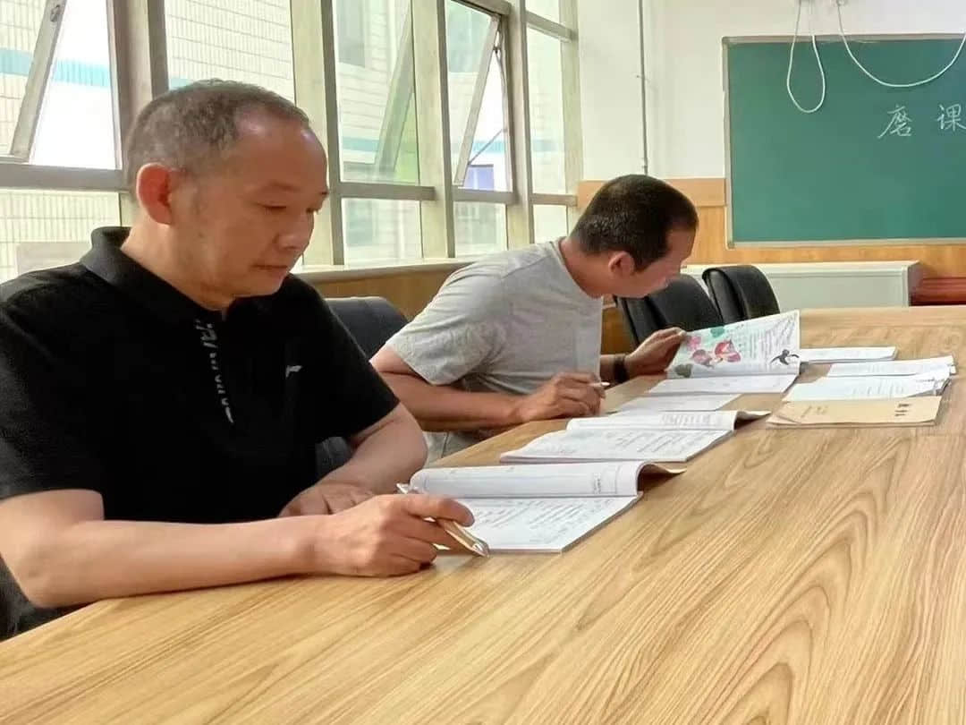 【立小•聚焦教学】教案展评亮风采 互学互鉴促提升｜教师教案展评活动