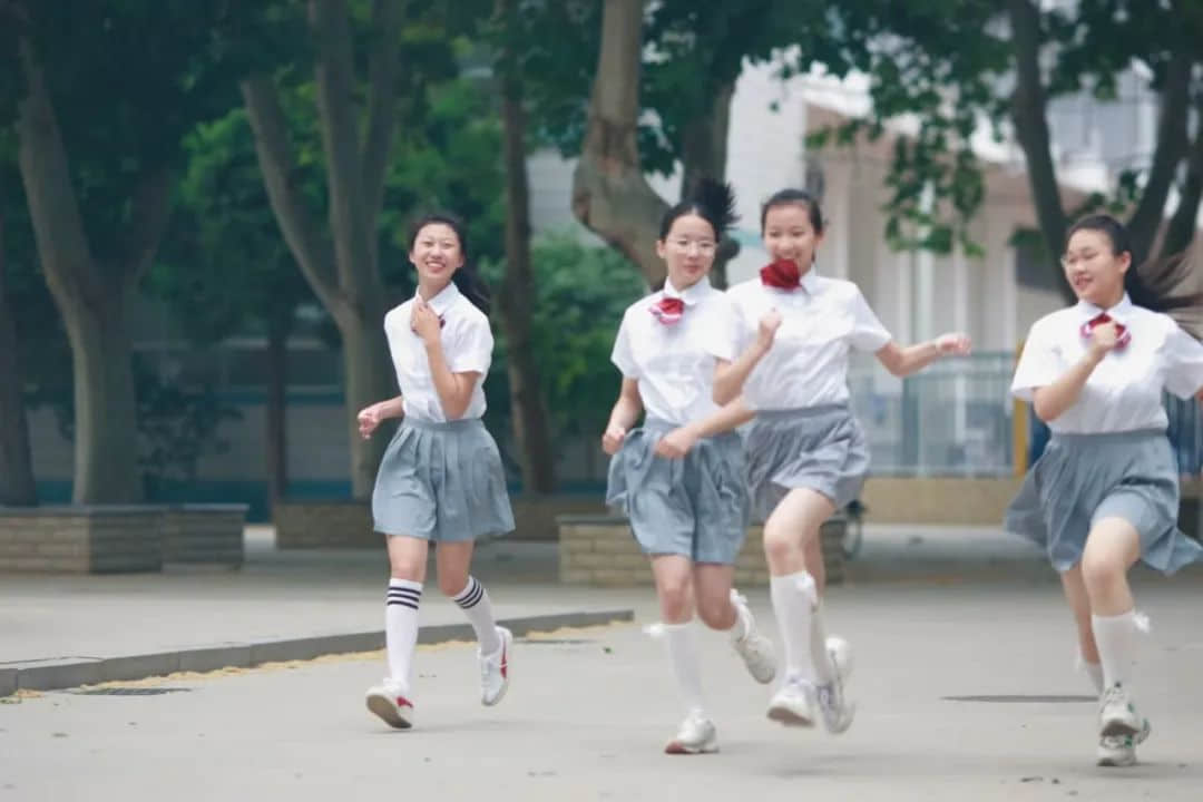 【立小•毕业季】不负韶华 梦想启航｜2023届毕业生剪影