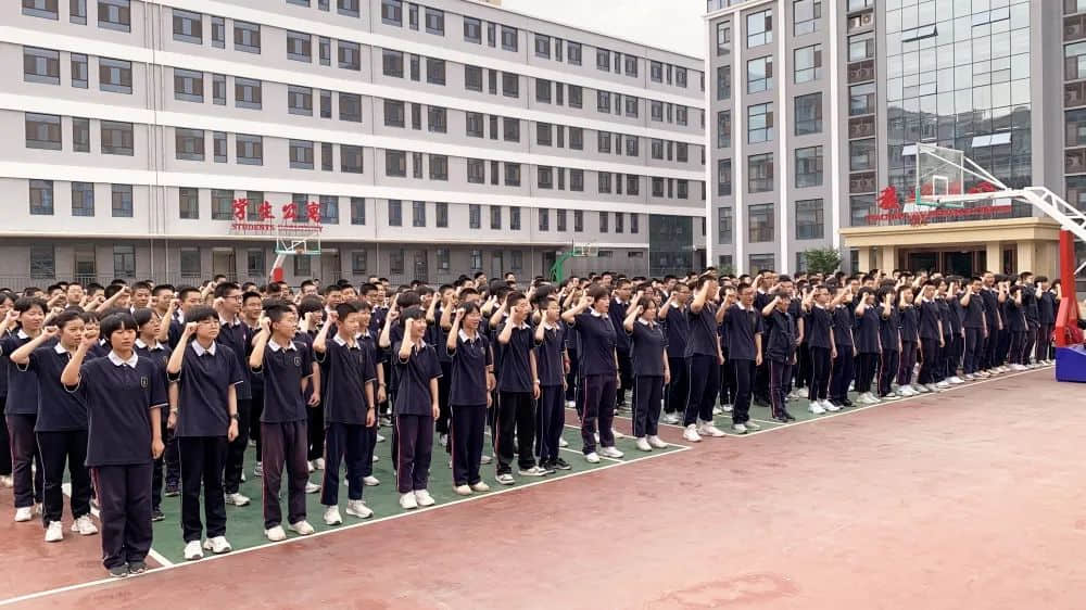 石家庄私立一中祝全市中考学子金榜题名！