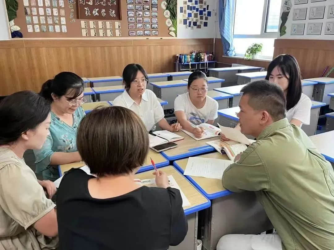 【立小•聚焦教学】开学新面貌 把脉新课堂｜石家庄私立一中附属小学开展新学期“推门听课”活动