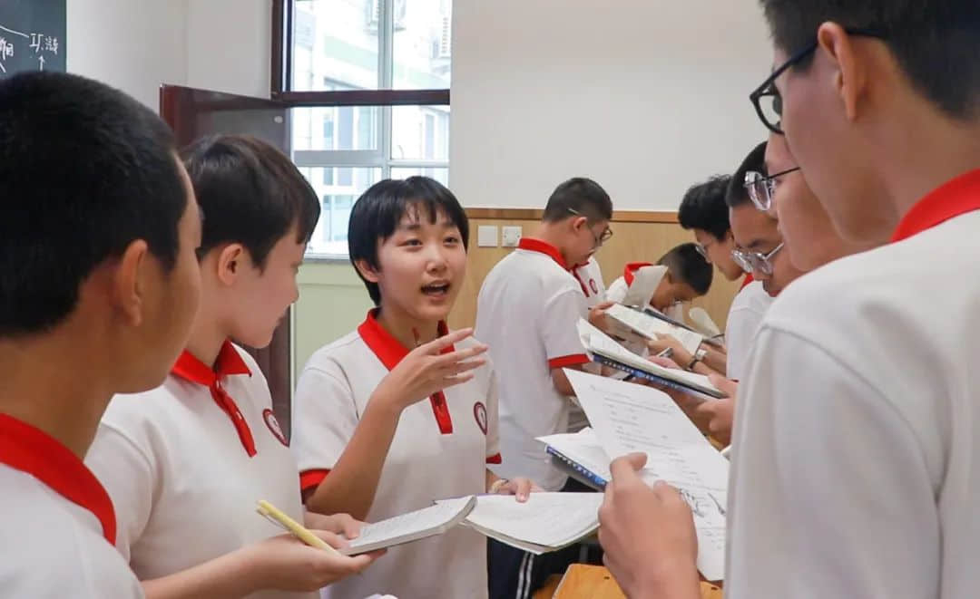 乘风破浪 筑梦远航丨师生合力携手跨越初二“分水岭”