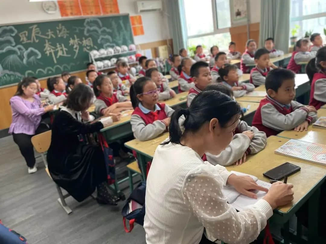 【立小•节日课程】中秋课堂，我们主打一份家的融合｜跨学科主题式学习之中秋节
