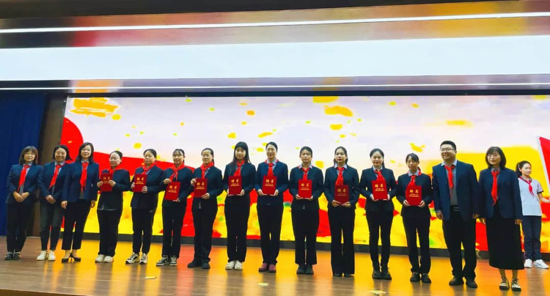 【立小•成长四礼】筑梦新时代 争做好队员｜石家庄私立一中附属小学2022级入队仪式