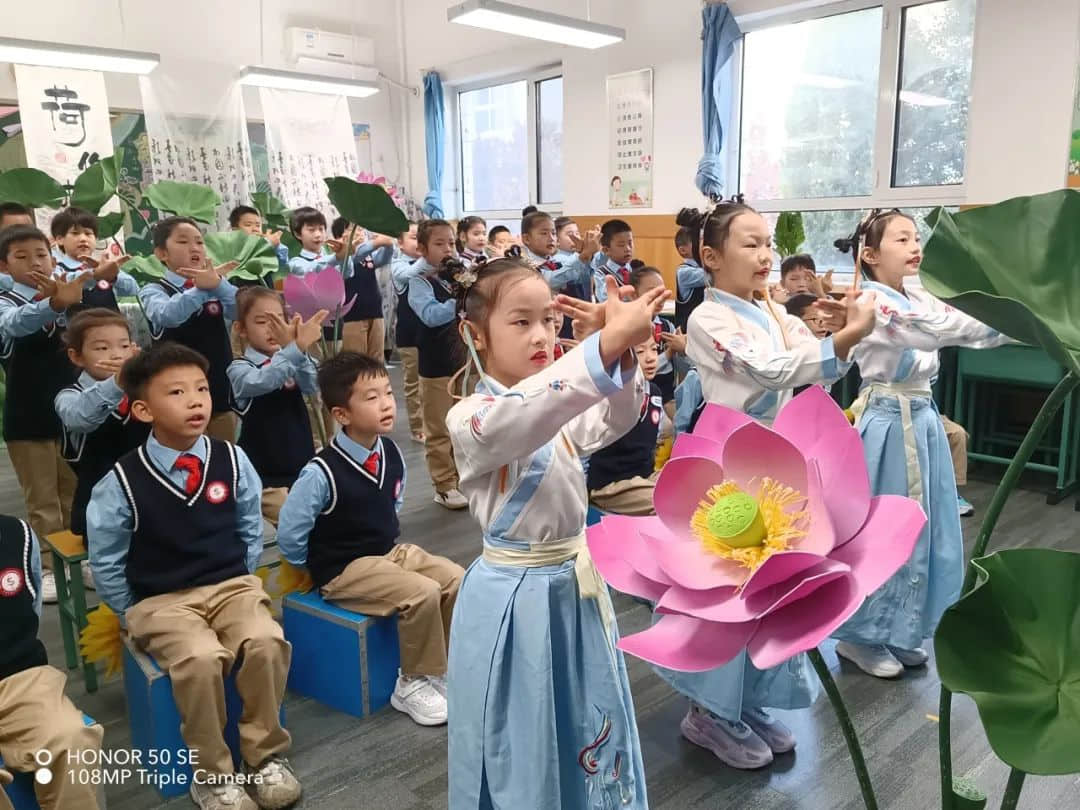 【立小•诗词节】唱响古诗新歌谣 掀起经典热浪潮｜二年级跨学科诗词主题展示