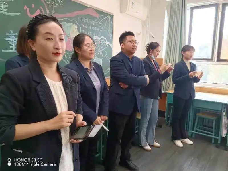 【立小•诗词节】唱响古诗新歌谣 掀起经典热浪潮｜二年级跨学科诗词主题展示