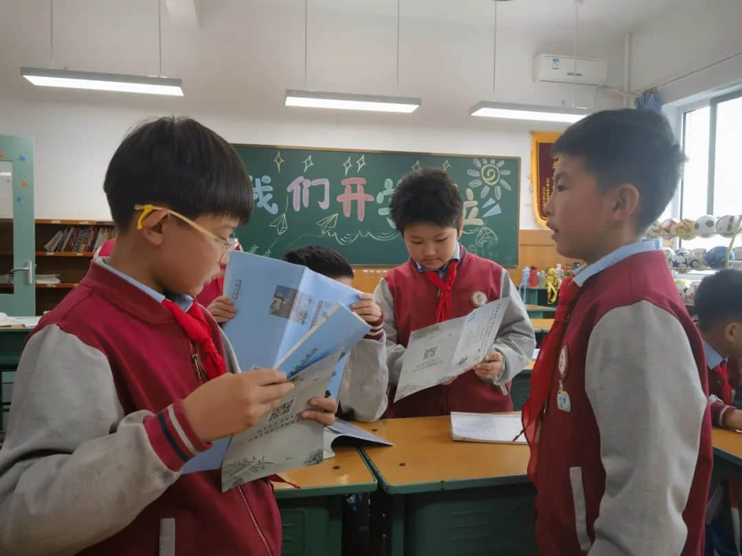 【立小•诗词节】唱响古诗新歌谣 掀起经典热浪潮｜二年级跨学科诗词主题展示
