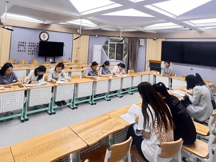 【立小•种子工程】逐光而行 向阳而生｜种子教师成长交流活动