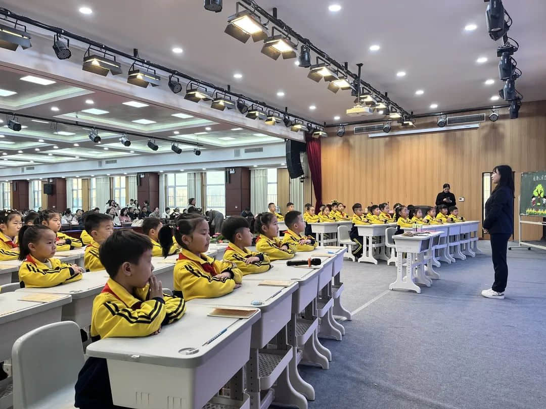 【立小•聚光灯】课程撬动 学校蝶变｜全国高质量教育发展下课例展示——立小团队邢台站精彩落幕