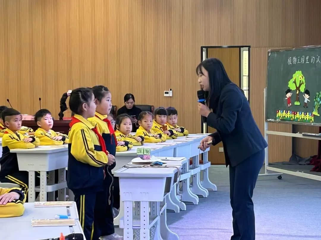 【立小•聚光灯】课程撬动 学校蝶变｜全国高质量教育发展下课例展示——立小团队邢台站精彩落幕