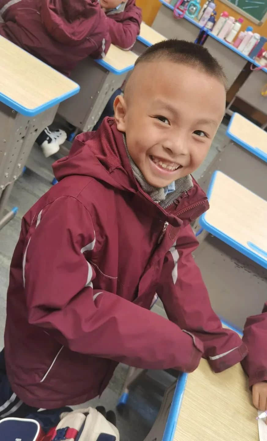 【立小•校园微景观】你笑起来真好看｜冬日笑脸最童年