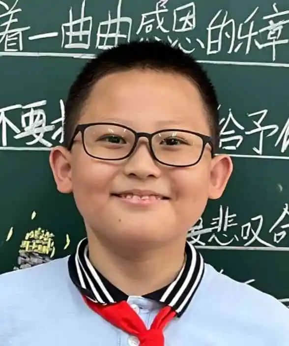 【立小•校园微景观】你笑起来真好看｜冬日笑脸最童年